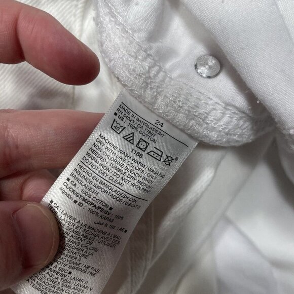 Old Navy Women Plus SZ 24 White High Rise Slouchy Straight Denim Jeans NWT - Picture 10 of 10
